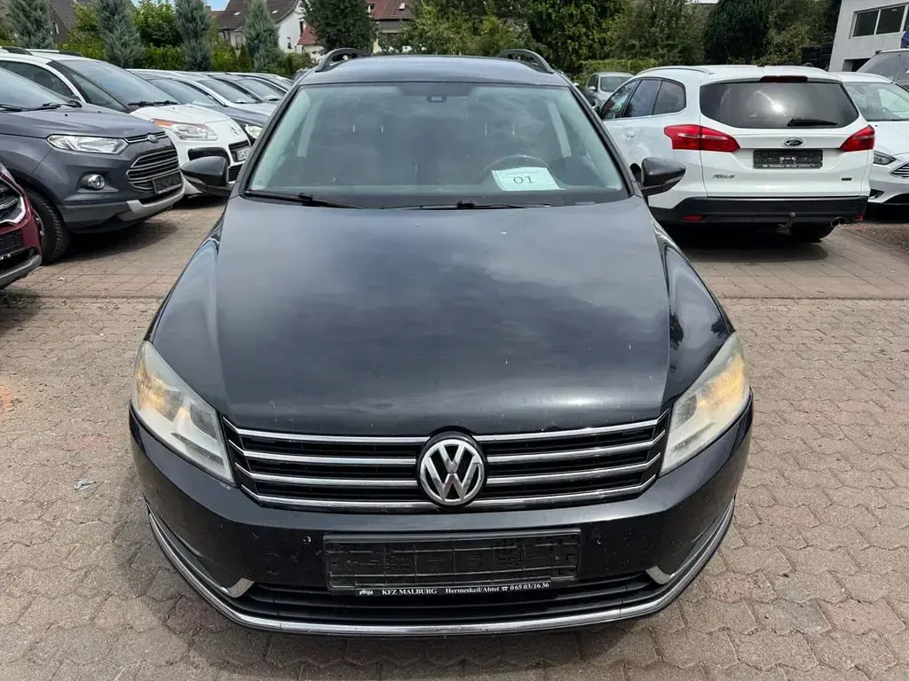 Gebraucht VW Passat Comfortline 140 PS (102 kW) 2014 Schwarz Limousine