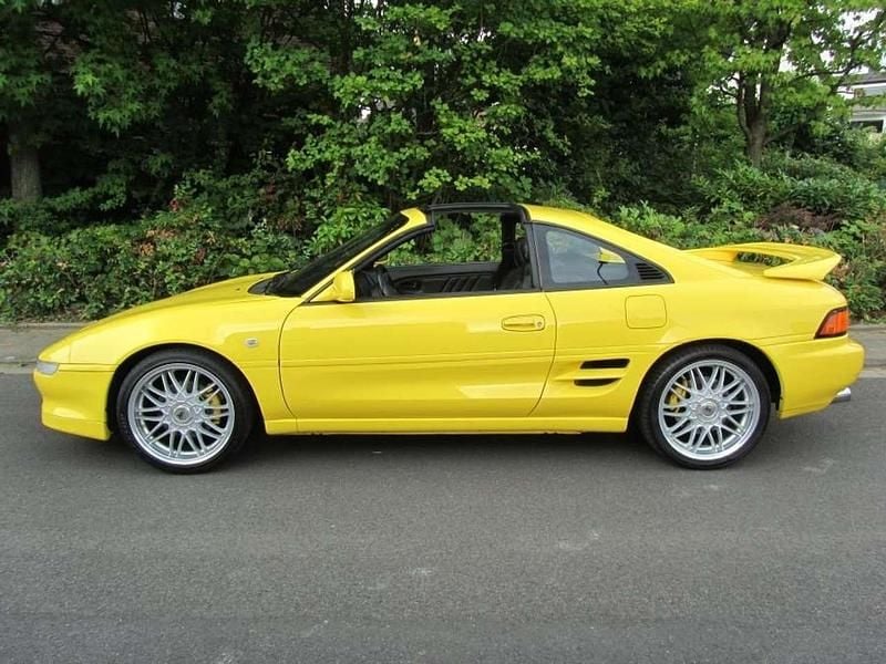 Gelb Gebraucht 1995 Toyota MR2 Coupé | 17.900 € - Bild 1/4