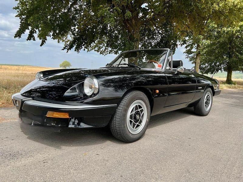 Schwarz Gebraucht 1988 Alfa Romeo Spider Cabrio | 17.500 € - Bild 1/4