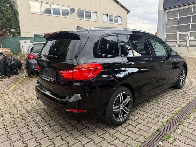 Other Gebraucht 2016 BMW 218 Gran Tourer Sport Line Van / Kleinbus | 8.790 € (Superpreis) - Bild 1/4