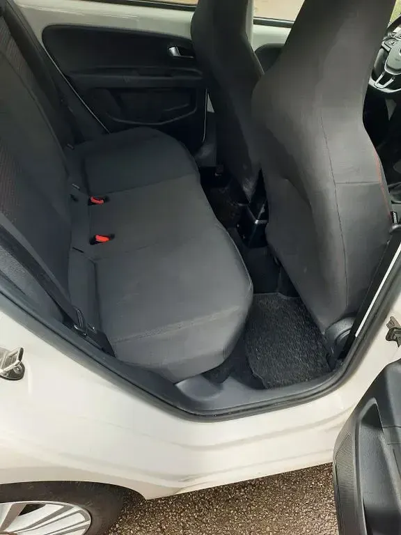 Usado VW up! Sound 75 CV (55 kW) 2017 Blanco Utilitario