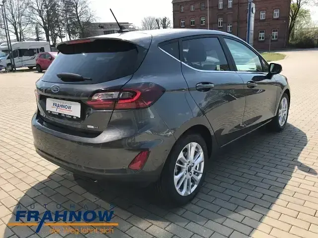 Gebraucht Ford Fiesta Titanium X 125 PS (91 kW) 2023 Grau Kleinwagen