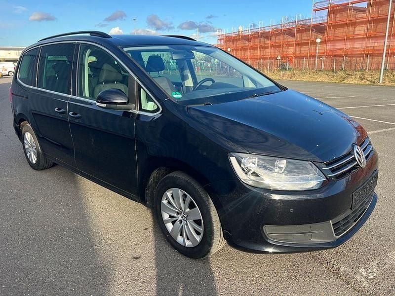 Gebraucht VW Sharan 140 PS (102 kW) 2011 Schwarz Van / Kleinbus