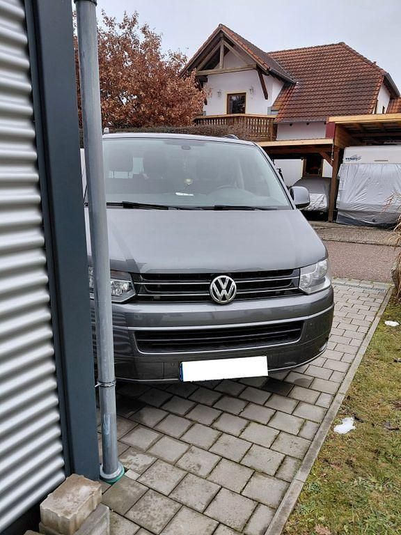 Gebraucht VW Caravelle 140 PS (102 kW) 2014 Grau Van / Kleinbus