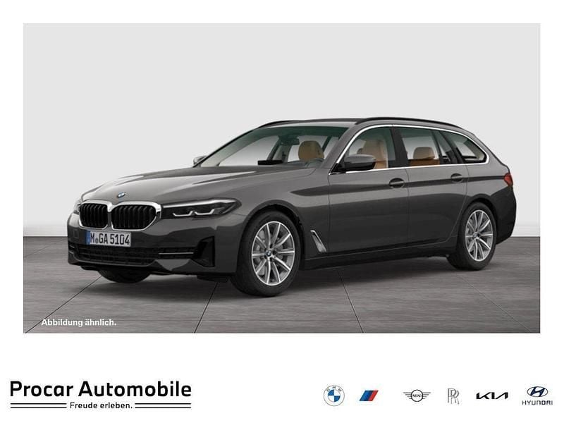 Gebraucht BMW 520 Sport Line 197 PS (144 kW) 2024 Sophistograu brillanteffekt Kombi