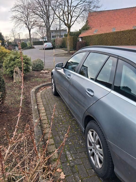 Gebraucht Mercedes C220 170 PS (125 kW) 2015 Grau Limousine