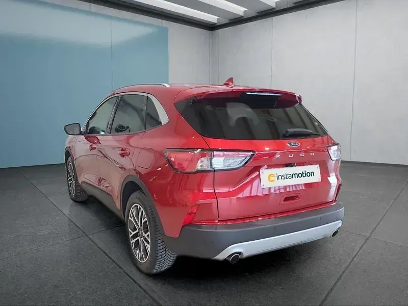 Gebraucht Ford Kuga 224 PS (164 kW) 2022 Rot SUV