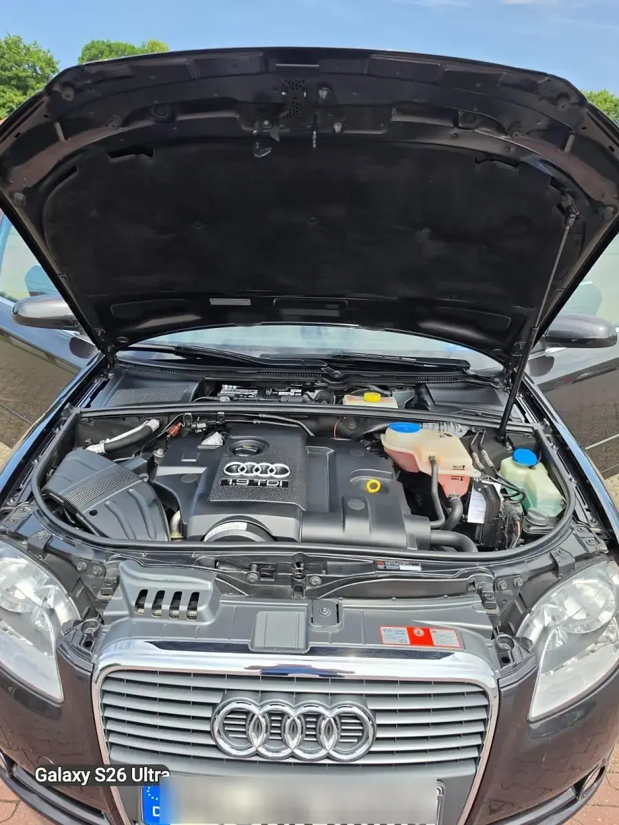 Gebraucht Audi A4 115 PS (84 kW) 2007 Grau Limousine