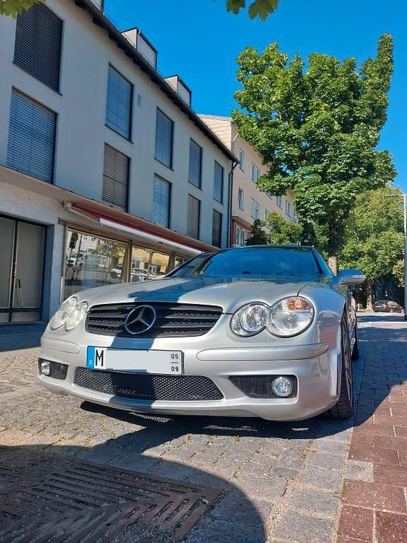 Grau Gebraucht 2003 Mercedes SL55 AMG AMG Cabrio | 29.900 € - Bild 1/4
