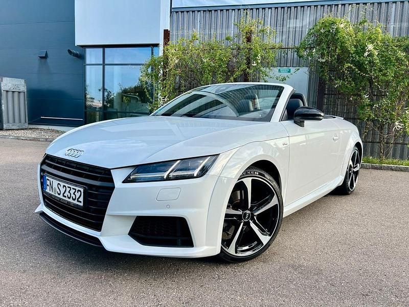 Gebraucht Audi TT Roadster S-Line 179 PS (131 kW) 2016 Gletscherweiss Cabrio