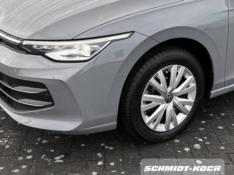 Neu VW Golf VIII Style 150 PS (110 kW) 2026 Mondsteingrau (grau) Kombi