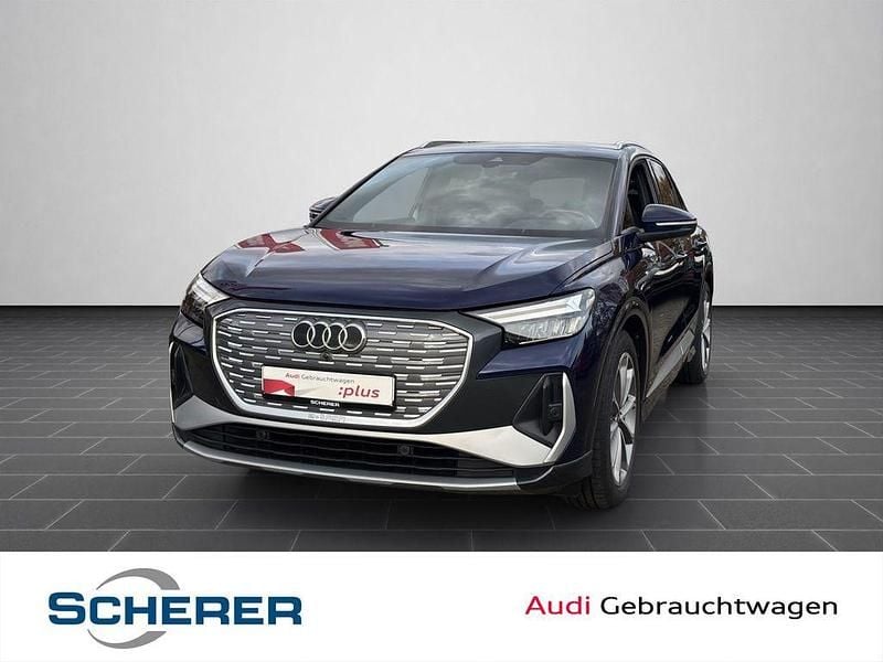 Navarrablau metallic Gebraucht 2022 Audi Q4 e-tron Ambiente SUV | 33.900 € (Guter Preis) - Bild 1/4