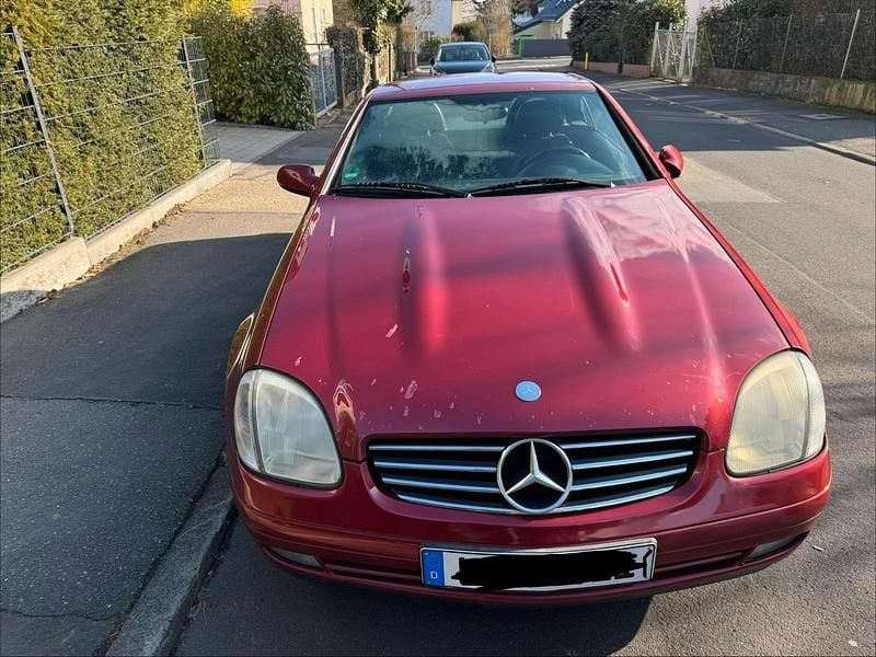 Gebraucht Mercedes SLK230 193 PS (141 kW) 1998 Andere farben Cabrio