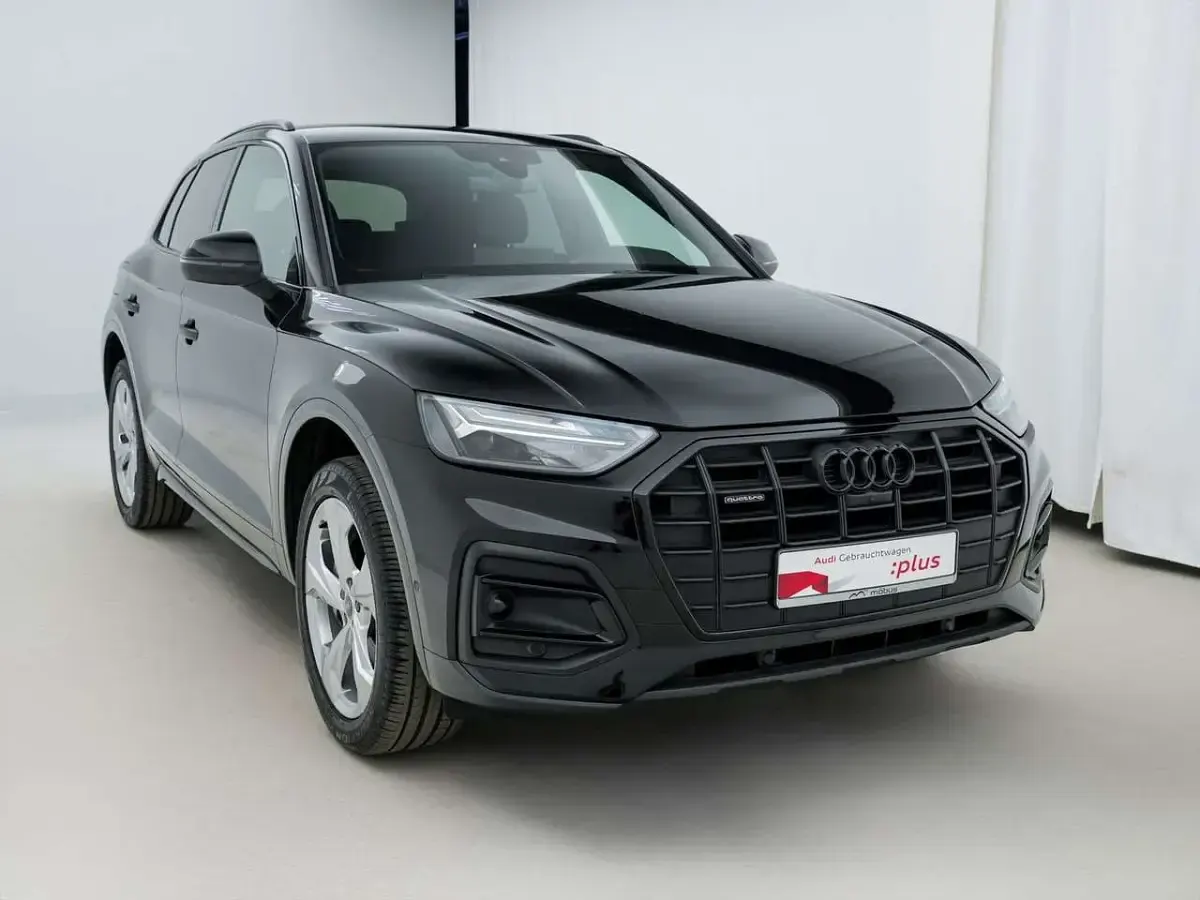 Gebraucht Audi Q5 Advanced 286 PS (210 kW) 2022 Mythosschwarz metallic SUV