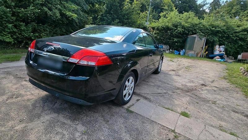 Occasion Ford Focus Cabriolet 101 ch (74 kW) 2007 Noir Cabriolet