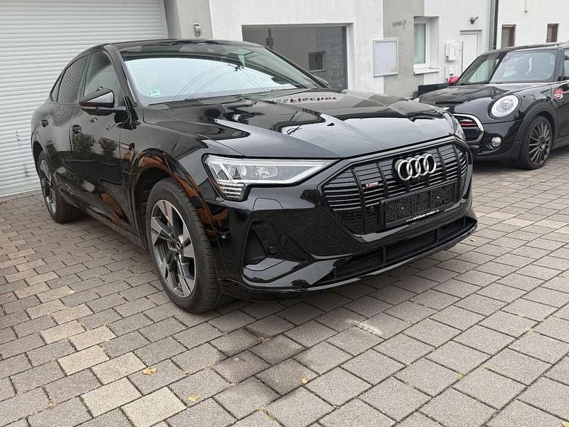 Schwarz Gebraucht 2021 Audi e-tron Sportback S-Line SUV | 28.490 € (Superpreis) - Bild 1/4