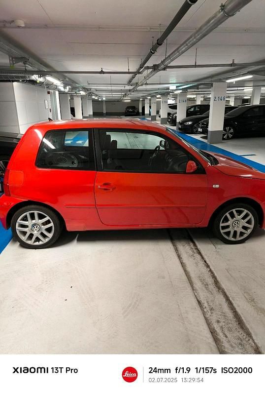 Rot Gebraucht 2002 VW Lupo Kleinwagen | 1.400 € (Fairer Preis) - Bild 1/4