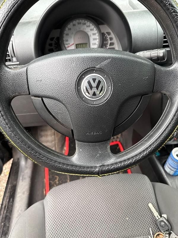 Schwarz Gebraucht 2008 VW Polo Refresh Kleinwagen | 1.300 € - Bild 1/4