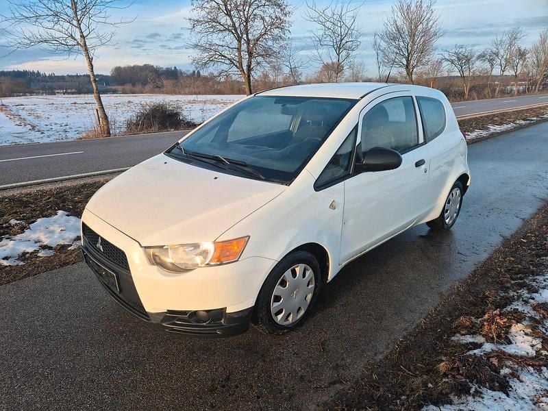 Weiß Gebraucht 2009 Mitsubishi Colt Kleinwagen | 830 € (Superpreis) - Bild 1/4