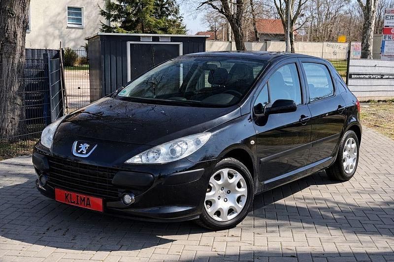 Gebraucht Peugeot 307 109 PS (80 kW) 2008 Schwarz Limousine