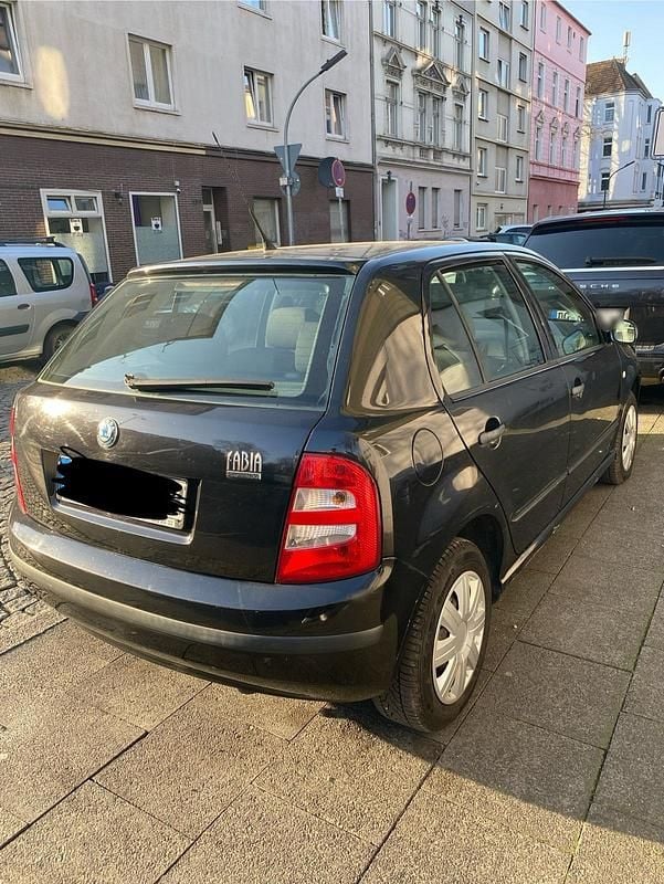 Gebraucht Skoda Fabia 75 PS (55 kW) 2003 Schwarz Limousine