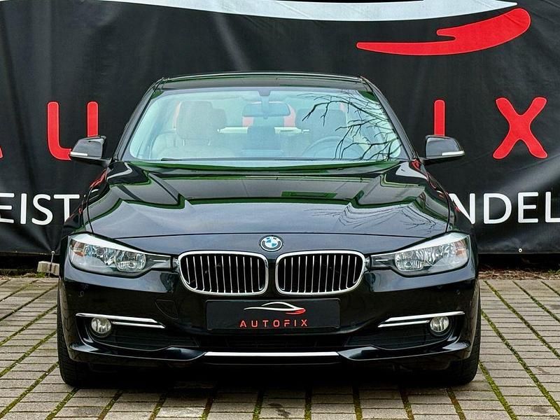 Gebraucht BMW 316 Luxury Line 116 PS (85 kW) 2012 Schwarz Limousine