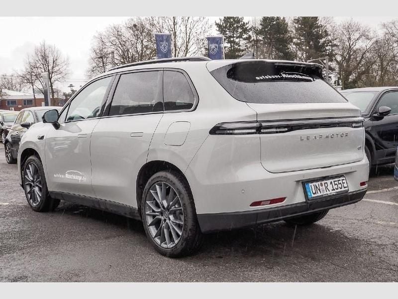 Gebraucht Leapmotor C10 117 kW (160 PS) 2025 Grau SUV