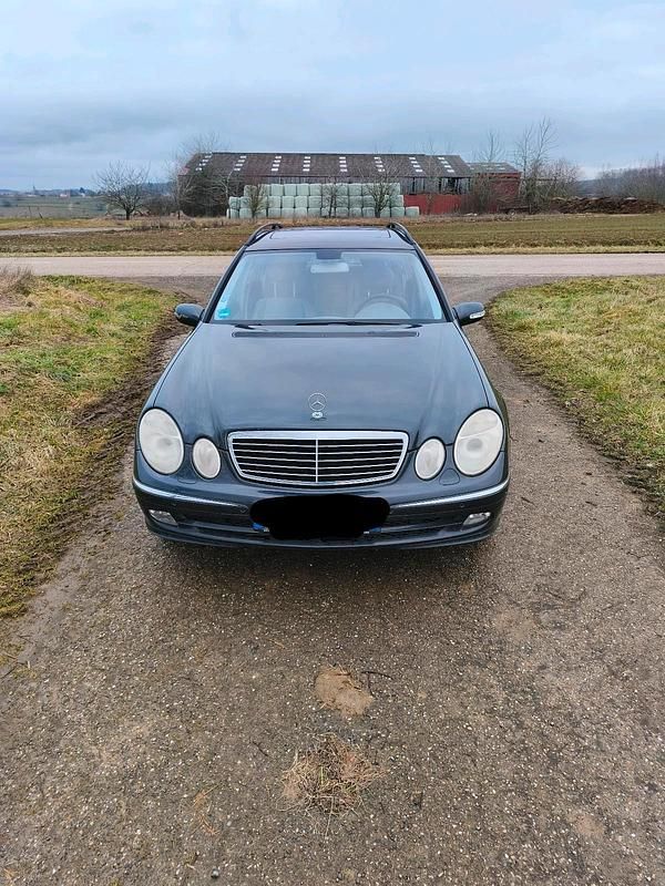 Gebraucht Mercedes E320 204 PS (150 kW) 2003 Grün Kombi