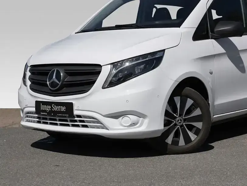 Gebraucht Mercedes Vito 190 PS (139 kW) 2024 Weiß Van