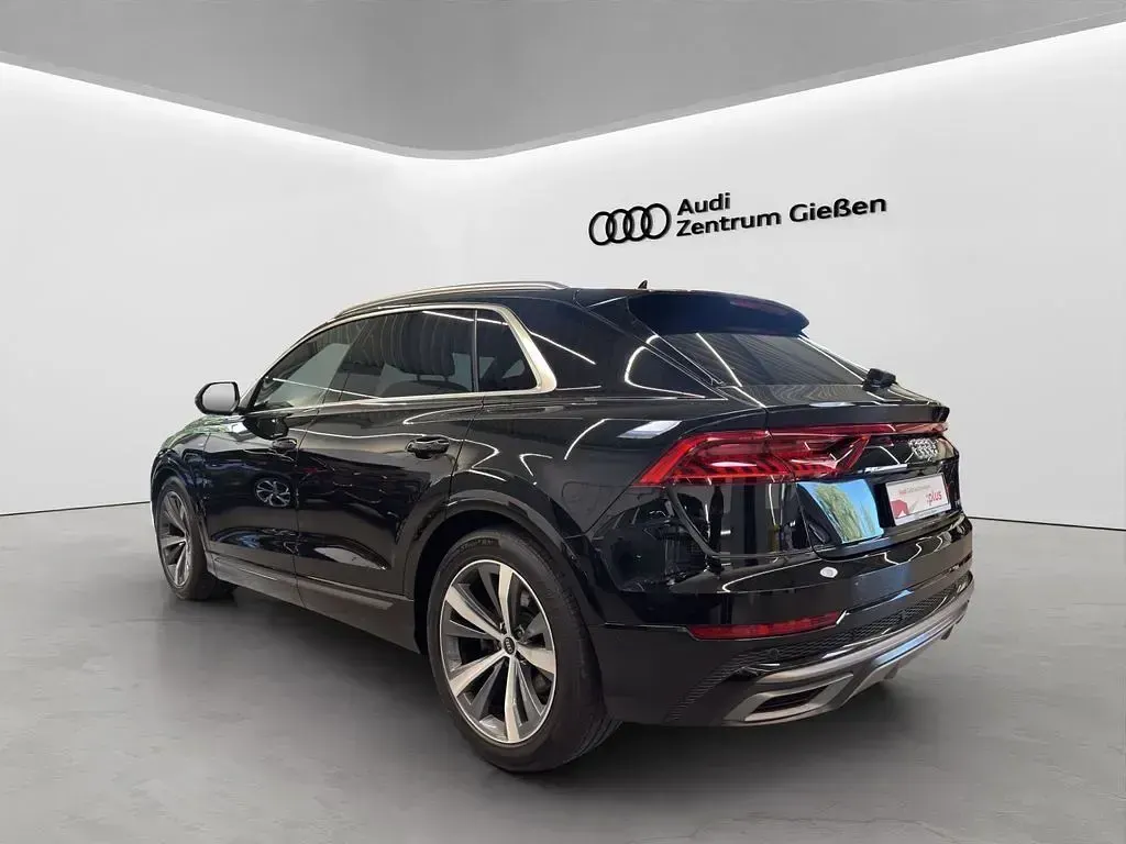 Gebraucht Audi Q8 S-Line 286 PS (210 kW) 2023 Schwarz SUV