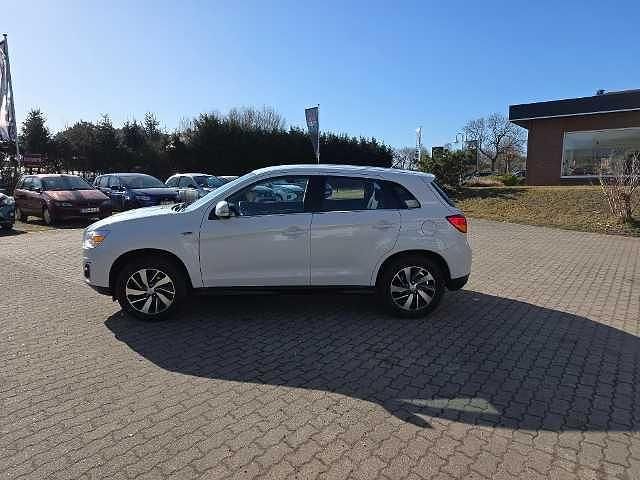 Gebraucht Mitsubishi ASX Classic Collection 117 PS (86 kW) 2015 Weiß SUV