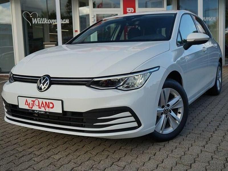 Gebraucht VW Golf VIII Life 131 PS (96 kW) 2020 Pure white Limousine