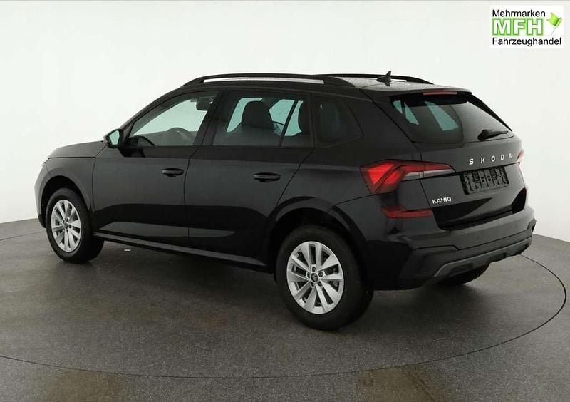 Neu Skoda Kamiq Selection 116 PS (85 kW) 2025 Black magic perleffekt SUV