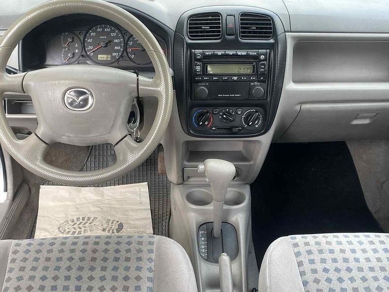 Gebraucht Mazda Demio 75 PS (55 kW) 2001 Grau Kleinwagen