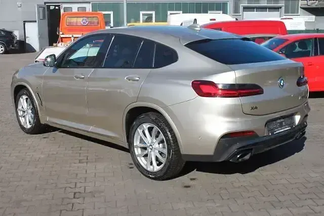 Gebraucht BMW X4 Performance 326 PS (239 kW) 2019 Gold SUV