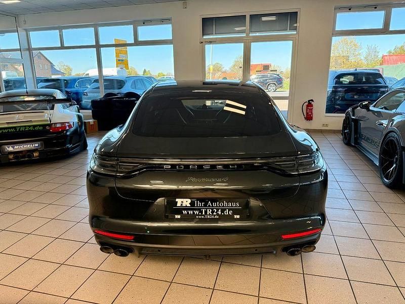 Gebraucht Porsche Panamera 4 E-Hybrid Platinum Edition 462 PS (339 kW) 2023 Grau Kleinwagen