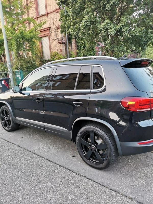 Schwarz Gebraucht 2014 VW Tiguan Sport SUV | 10.500 € (Fairer Preis) - Bild 1/4