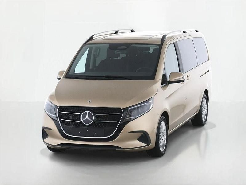 Gebraucht Mercedes V220 Style 163 PS (119 kW) 2024 Kalaharigold met. Van / Kleinbus