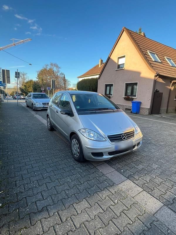 Gebraucht Mercedes A160 82 PS (60 kW) 2007 Silber Kleinwagen