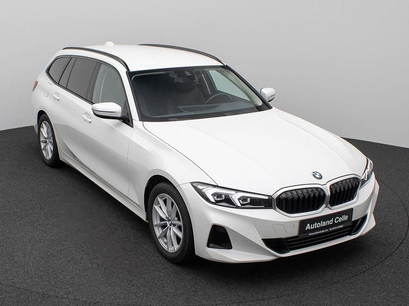 Gebraucht BMW 320 M Sport 184 PS (135 kW) 2022 Weiß Kombi