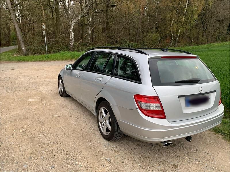 Gebraucht Mercedes C220 Elegance 170 PS (125 kW) 2010 Silber Kombi