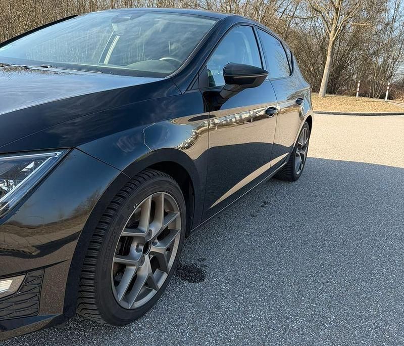 Gebraucht Seat Leon FR 184 PS (135 kW) 2016 Schwarz Limousine