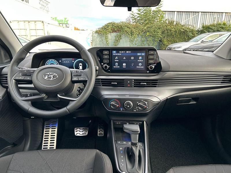 Gebraucht Hyundai Bayon Trend 101 PS (74 kW) 2023 Sol (weiss SUV