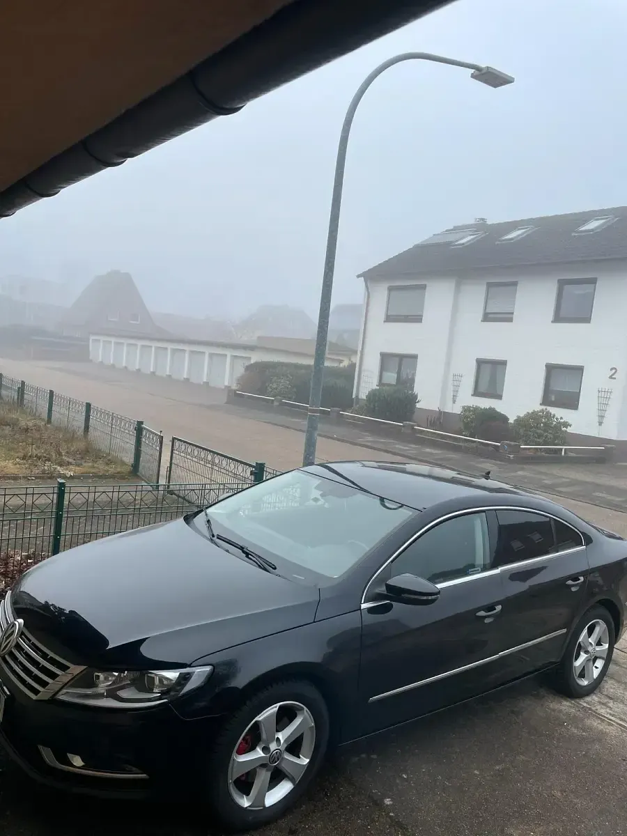 Usata VW CC 140 CV (102 kW) 2014 Nero Berlina