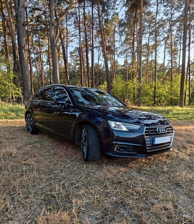 Gebraucht Audi A4 Ambiente 190 PS (139 kW) 2016 Blau Kombi