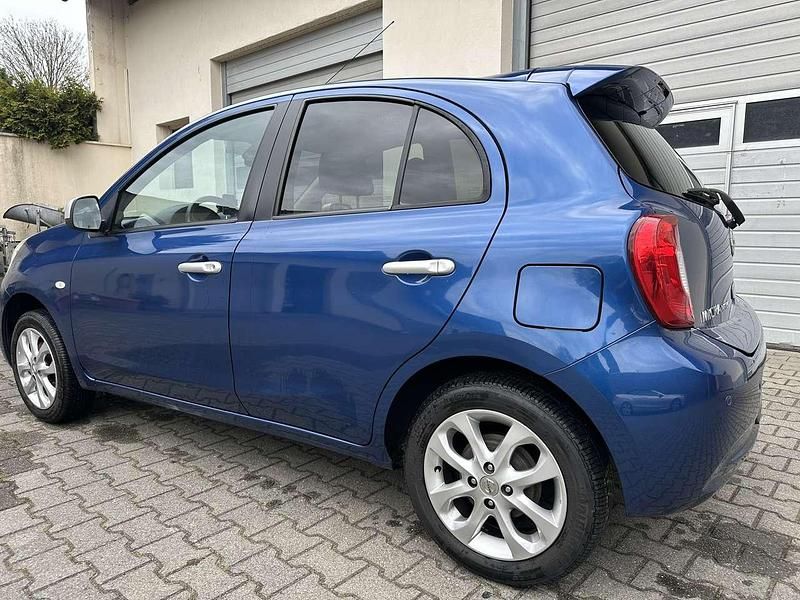 Gebraucht Nissan Micra Acenta 80 PS (58 kW) 2017 Blau Kleinwagen