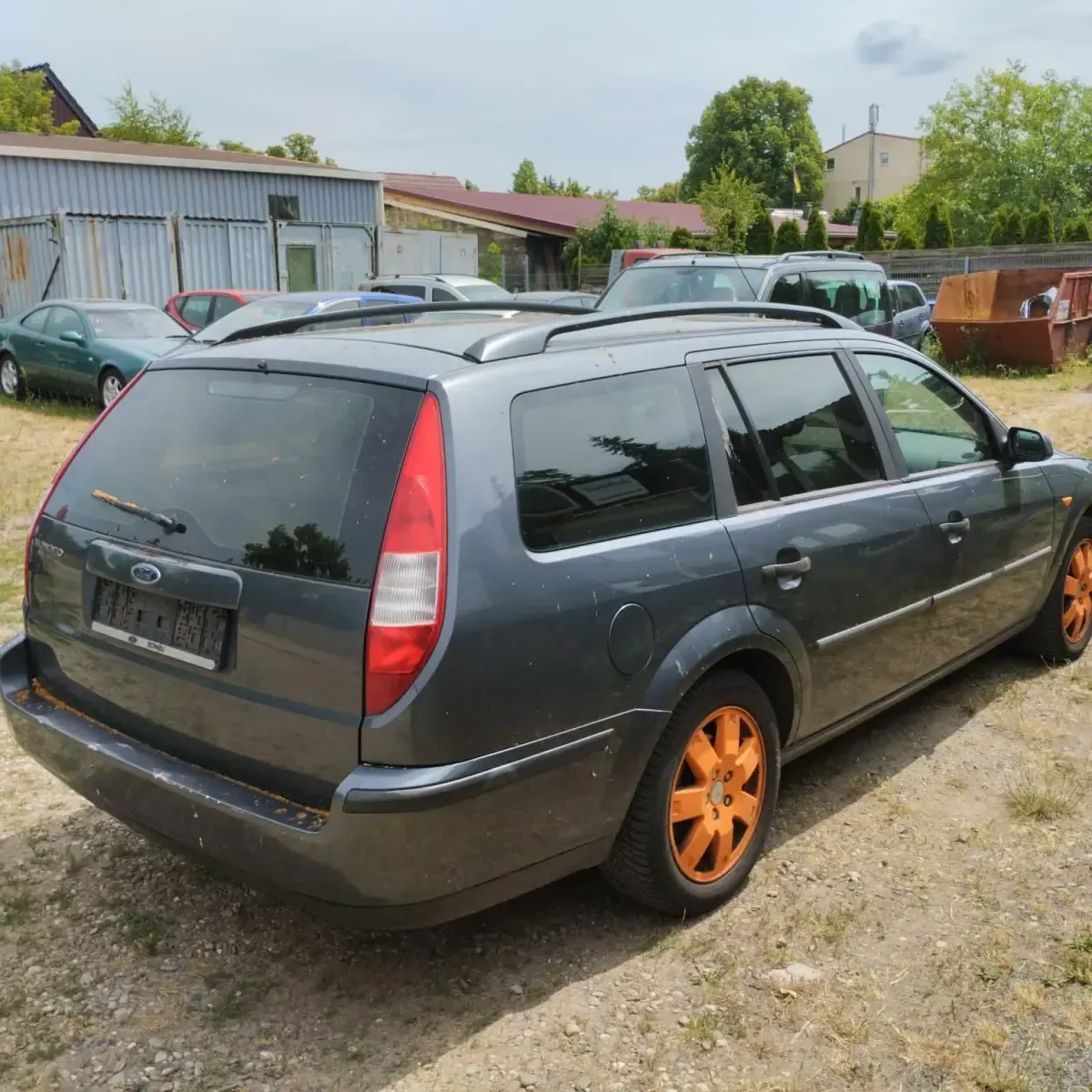 Gebraucht Ford Mondeo 110 PS (80 kW) 2001 Grau Kombi