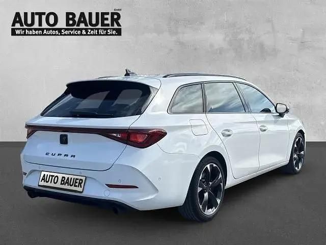 Second-hand Cupra Leon 245 CP (180 kW) 2023 Alb Berlinǎ