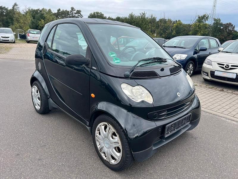 Schwarz Gebraucht 2006 Smart ForTwo Coupé Basis Coupé | 1.490 € (Superpreis) - Bild 1/4