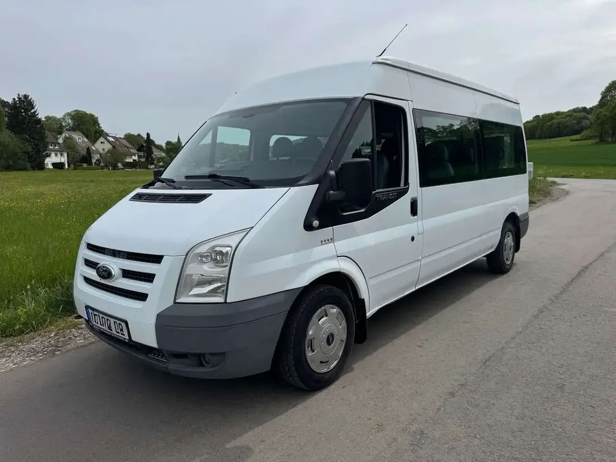 Używany Ford Transit Trend 116 KM (85 kW) 2010 Biały Kombi